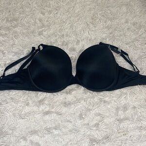 Victoria’s Secret Pink Everywhere Push-Up (Size: 32DDD)